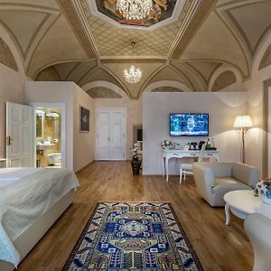Little King Hotel U Malvaze